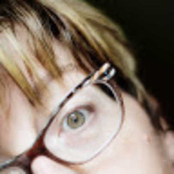 Meet your Posher, Pam - Picture 1 of 1